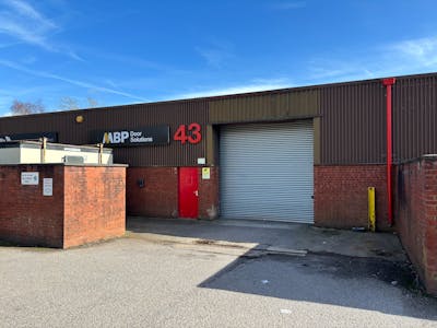 Unit 43, Llantarnam Industrial Park, Cwmbran, Industrial To Let - IMG_6817.jpeg