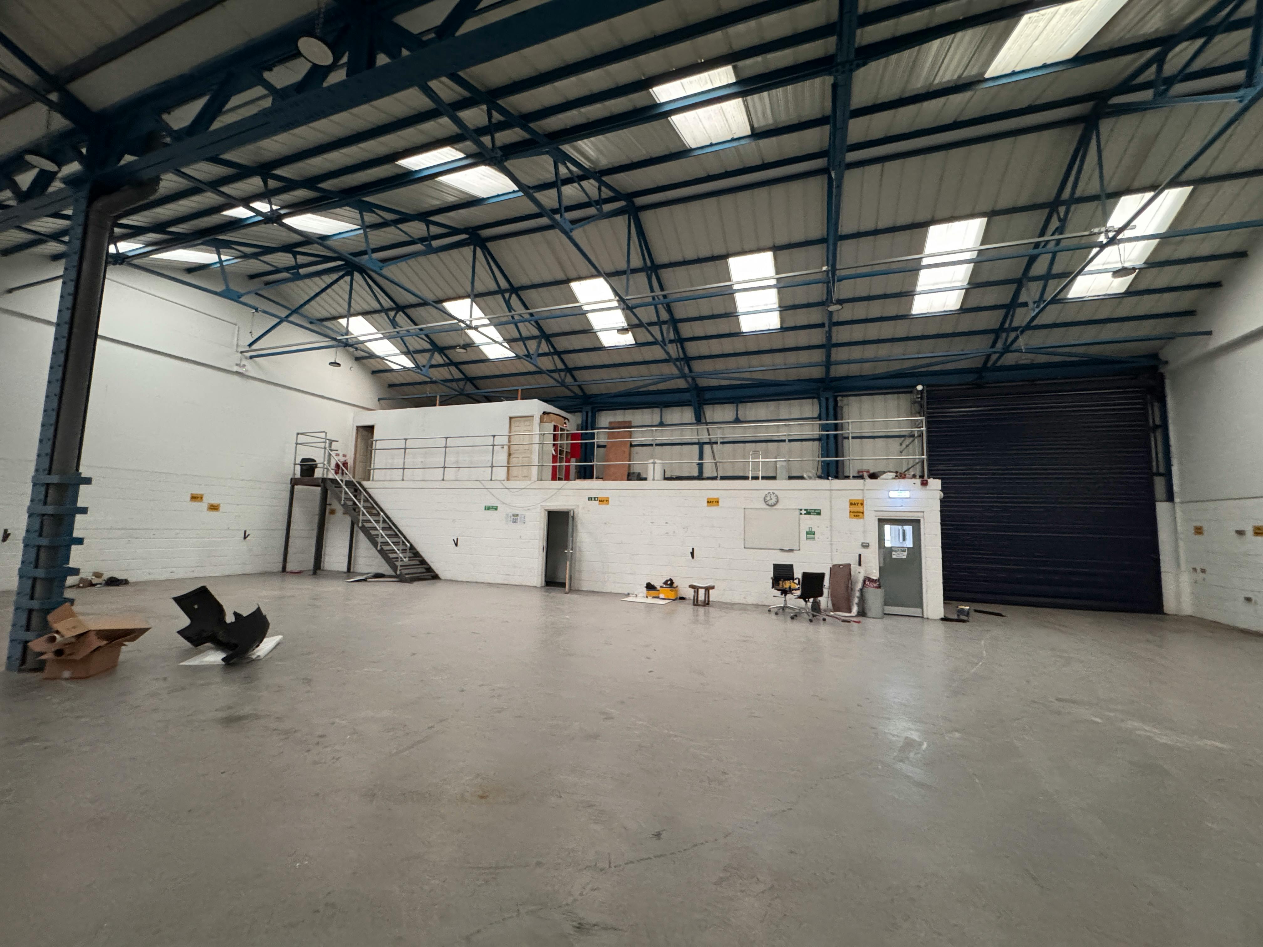 Industrial Unit in Droitwich - photo 2