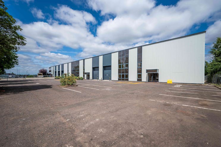 Units 2, 3 & 4 Riverview, Reading, Industrial / Warehouse To Let - Riverview, Reading