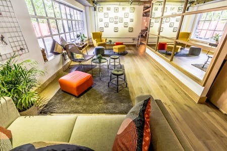 Office 1.2, 2 Bath Place, London, Office To Let - breakout_area.jpg