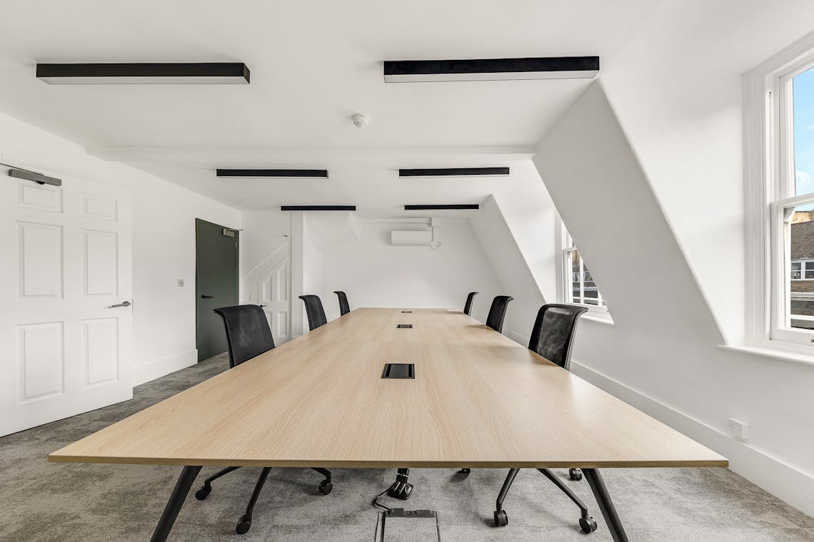 2024_01_240361.jpg 18  Southampton Place, London, Office To Let - 2024_01_240361.jpg