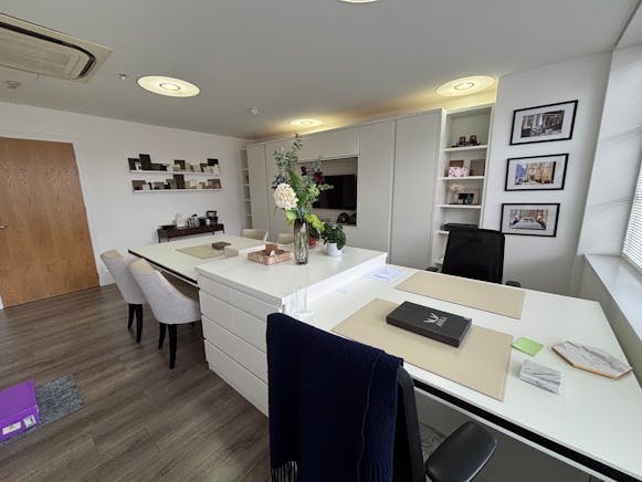 Unit 2, Marlin House, Fulham, Office To Let - IMG_4909.jpeg