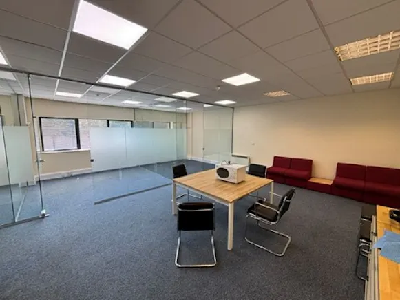 Unit 4 Hatch Industrial Park, Basingstoke, Industrial To Let - Picture3.jpg