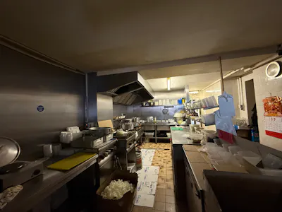 146 Grahams Road, Falkirk, Hot Food Takeaway For Sale - 20260617_123636588_iOS.jpg