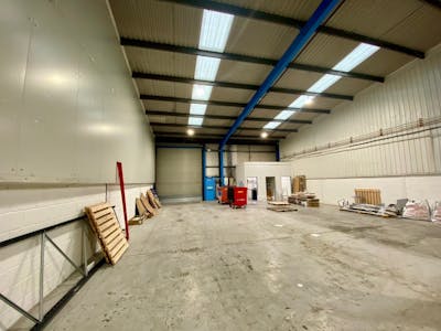 Unit 15, Avondale Industrial Estate, Cwmbran, Industrial Lease Assignment - 15 Avondale 02.jpg