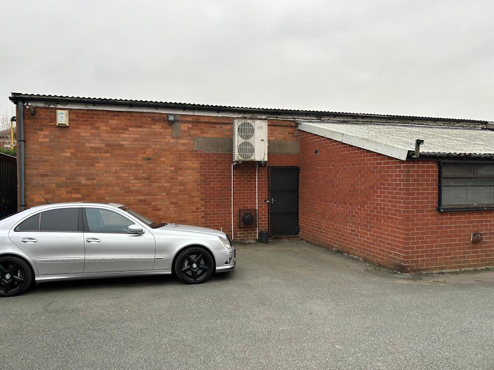 Wem Motors, New Street - 2