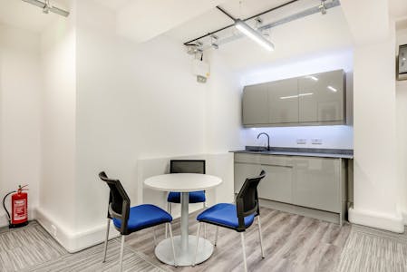 First Floor Office Suites, 123 Minories, London, Office To Let - Front Office Suite 2.jpg
