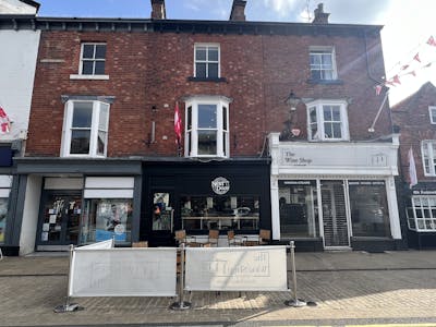 20 Market Place, Knaresborough, Retail To Let - IMG_2431.jpeg