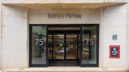 Pórtico, Av. Columbano Bordalo Pinheiro 75, Lisboa, Office To Let - Fachada_004.jpg