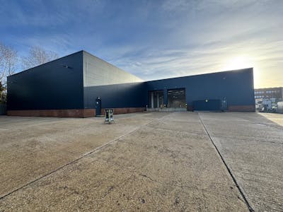 Unit 16 The Birches Industrial Estate, Hills Road, East Grinstead, Warehouse To Let - 7346 16 The Birches  4 19122025.jpg