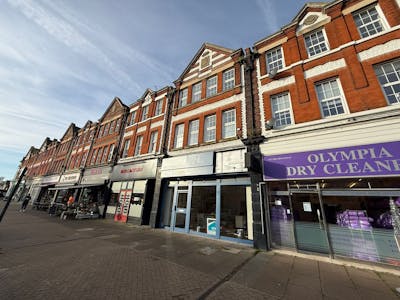163 The Broadway, Thorpe Bay, Office To Let - WhatsApp Image 20241129 at 121156_013b8786.jpg