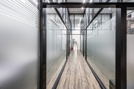 Unit 3 - 18 Plumbers Row, London, Retail To Let - Plumbers Row 18 U3 - Low Res 13.jpg