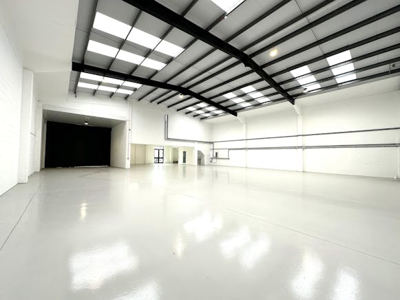 Units 2 & 3 Wembley Trade Park, Wembley, Industrial To Let - 20260521_104715790_iOS.jpg