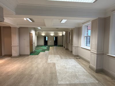 5 The Square, Petersfield, Office / Retail To Let / For Sale - Photo 06-03-2026, 11 22 59.jpg