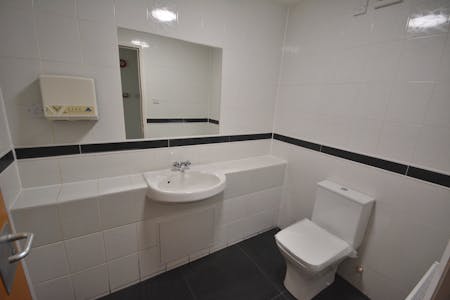 Balmoral House, Manchester, Business Park / Office To Let - W.C.