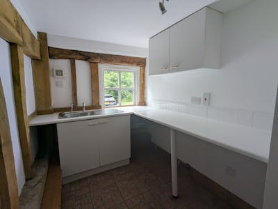 Unit 6 Ockley Court, Ockley, Office To Let - 1000006538.jpg