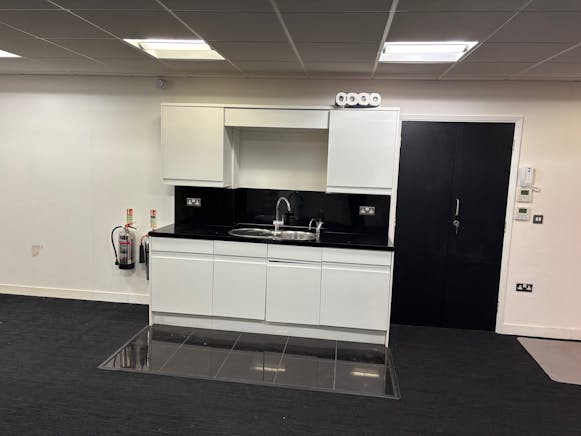 53A Theobald Street, Borehamwood, Offices To Let - 2.jpg