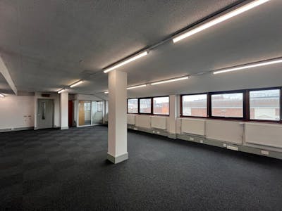 Suite 2A, Tower House, Aylesbury, Office To Let - WhatsApp Image 20250811 at 140656_51ee93ab.jpg