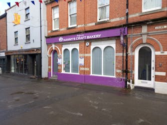 12 Crown Street, Telford, Leisure / Office / Retail To Let - 20230413_171907.jpg - More details and enquiries about this property