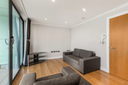 Edge Apartments, London, Residential Flat To Let - Open-plan Living Room