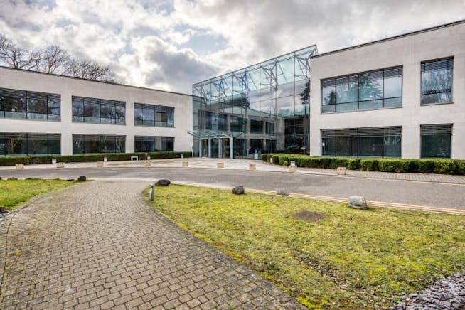 Hillswood Business Park, 3000 Hillswood Drive, Chertsey, Serviced Offices To Let - 231_1.jpg