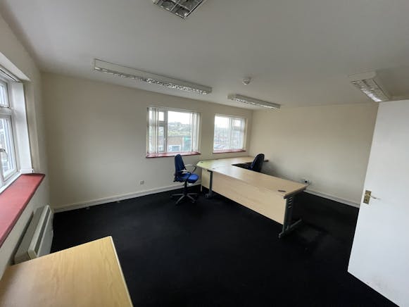 8B Brett Drive, Bexhill-on-Sea, Industrial For Sale - IMG_3963.JPEG