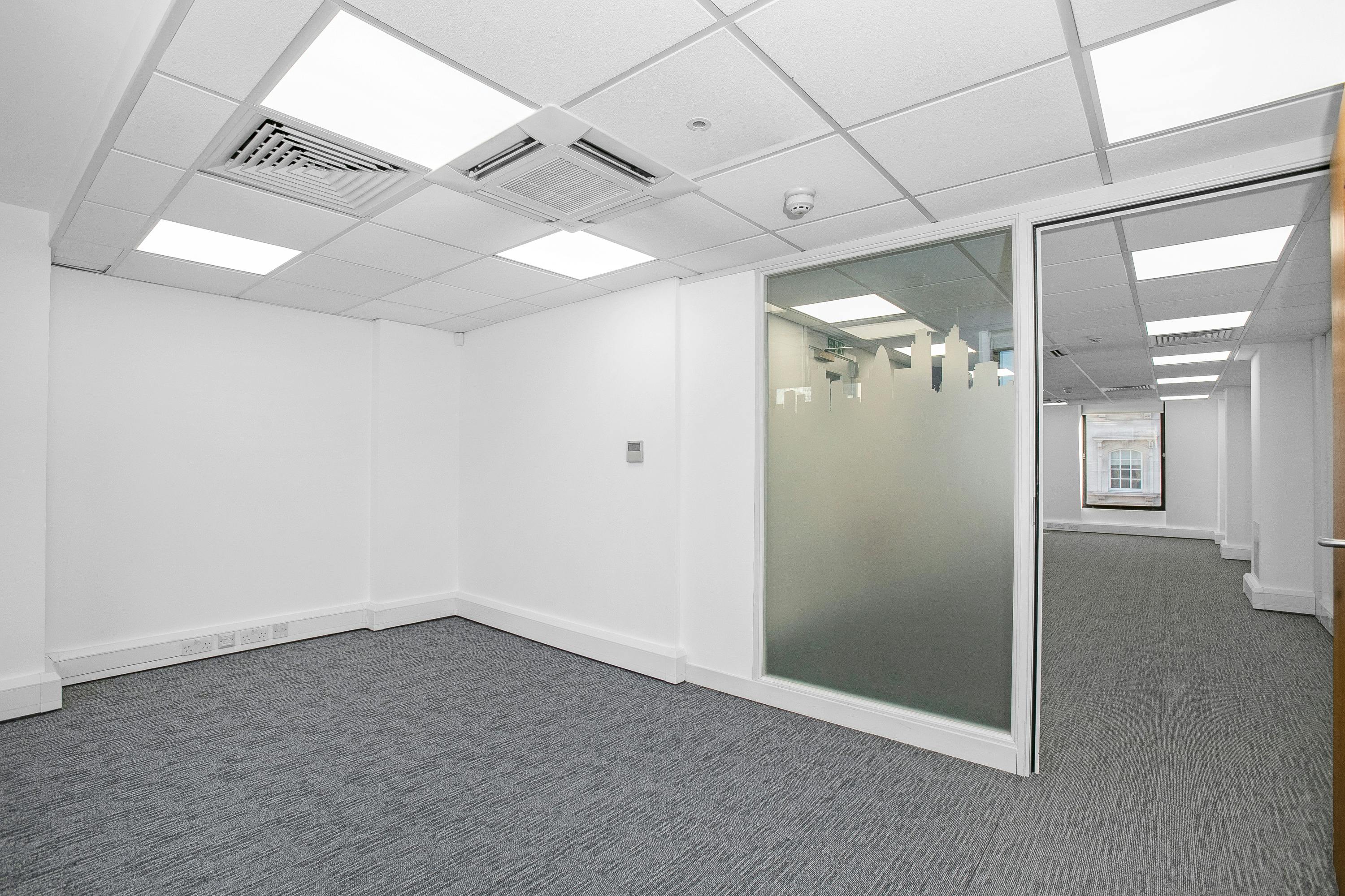 5th Floor, 5 Conduit Street, London, Office To Let - R2A9303.jpg