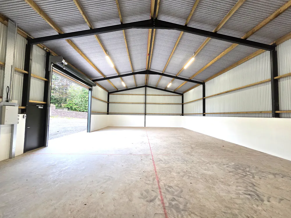 Glencardon Warehouse, Ballyhesta - Internal.jpg