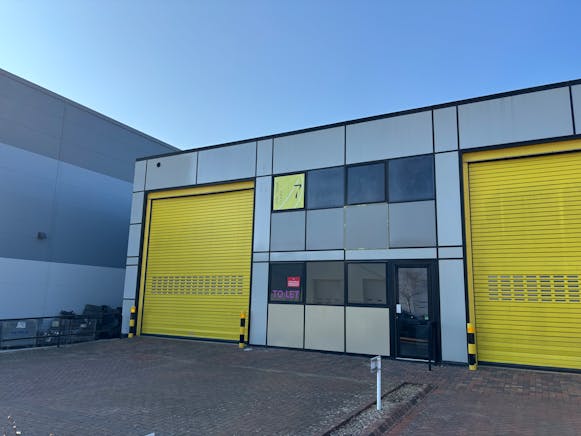Unit 7, Spectrum Court, Basingstoke, Industrial / Warehouse To Let - IMG_1135.jpeg