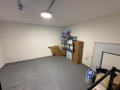 259 London Road, Benfleet, Residential Flat / Investment - Mixed use / Retail For Sale - WhatsApp Image 2026-01-26 at 15.59.40 (3).jpeg