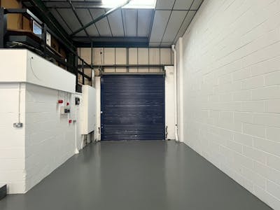 Unit 2 Taverners Walk Industrial Estate, Leeds To Let - IMG_03231.JPG