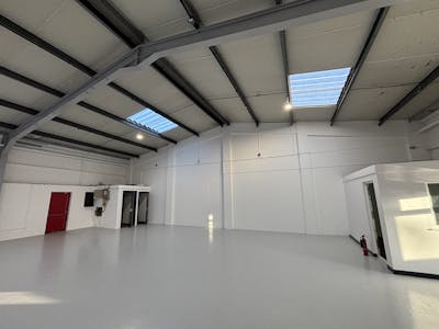 Unit 98, Portmanmoor Road Industrial Estate, Cardiff, Industrial To Let - IMG_5543.jpg