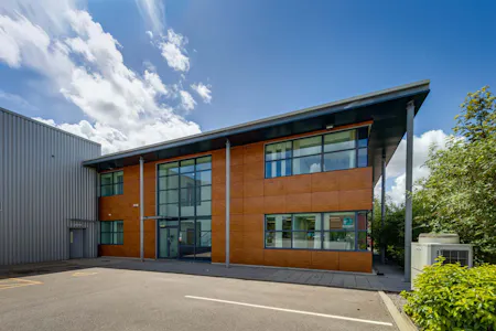 Empress Park, Old Boston Trading Estate, Haydock, Industrial To Let - gbempr02_U100a__0007-1920x1280.jpg