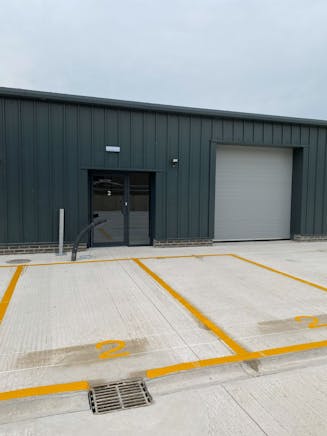 Unit 2 New Barn, Basingstoke, Industrial To Let - IMG_2806.jpg
