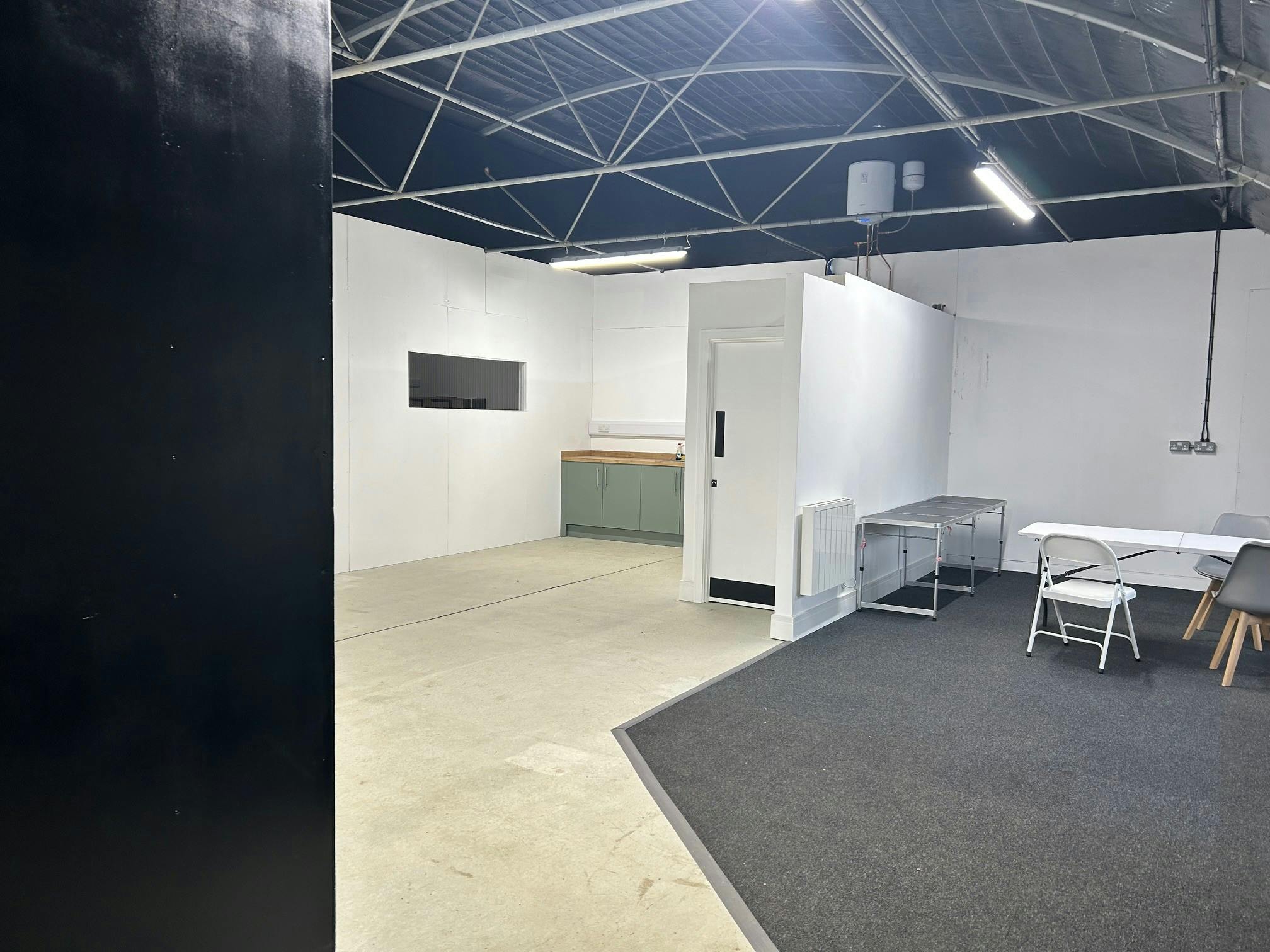 Stokes Farm, Wokingham, Offices To Let - 11.jpg