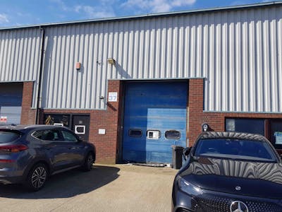 Unit 37, Pevensey, Industrial To Let - 2503256 U37 frontage.jpg