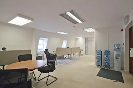 Penthouse, Cavendish House, Dublin 7, Office To Let - 5L1020756.jpg