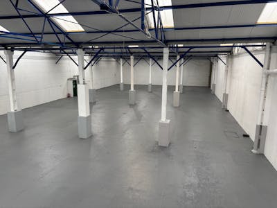 Unit 2 Plaza Business Centre, Enfield, Industrial/Logistics / Trade Counter For Sale - 6.jpg