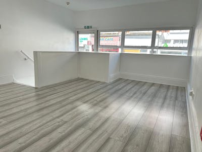 12 Greyhound Road, London To Let - 2b15a6a6-1fa3-4f84-8740-0d0d5c7292bc.jpg