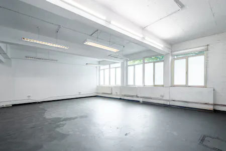 Unit 3 Markian House, 52-56 Pritchards Road, London, Office To Let - Markian Hse U3 - Low Res 7.jpg