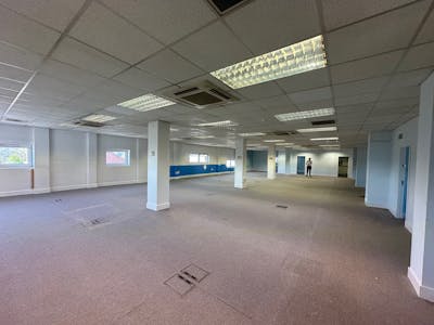 24 Payne Street, Glasgow, Office To Let - 24 Payne St  - 002.jpg