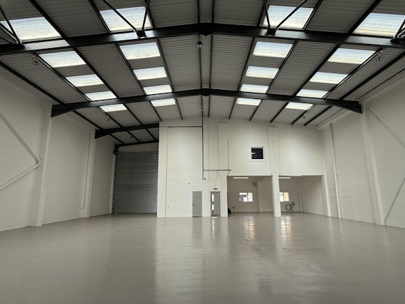 Unit 5 Phoenix Trading Estate, Alperton, Industrial To Let - IMG_9282.jpg