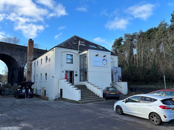 Ground & lower ground floors, The Maltings, Stroud, Office To Let - Ext 1.jpg