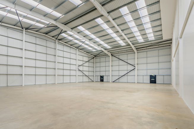 Unit 13, Vantage 41, Aston Clinton, Industrial To Let - 8621189-interior05-800.jpg
