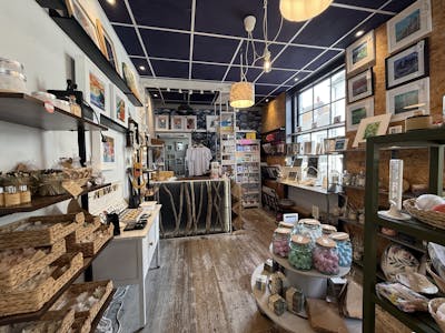 Gibson House, 7 High Street, Emsworth, Retail To Let - IMG_1086.jpg
