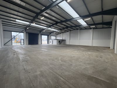 Units 18-20, Severnside Trading Estate, Textilose Road, Manchester, Industrial To Let - IMG_0863.JPG