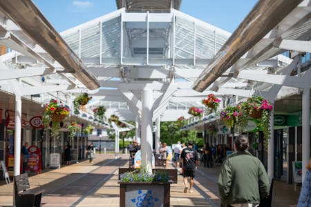 5-6 North Parade, Bristol, Shopping Centre To Let - North Walk.jpg