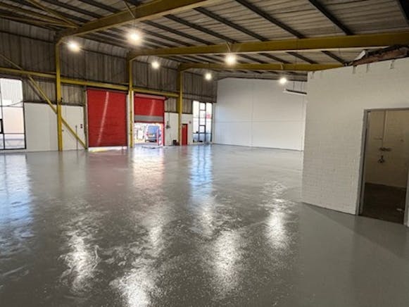 Unit 22/23 Lion Court, Basingstoke, Industrial To Let - LC2223Picture4 - 19 12 2025.jpg