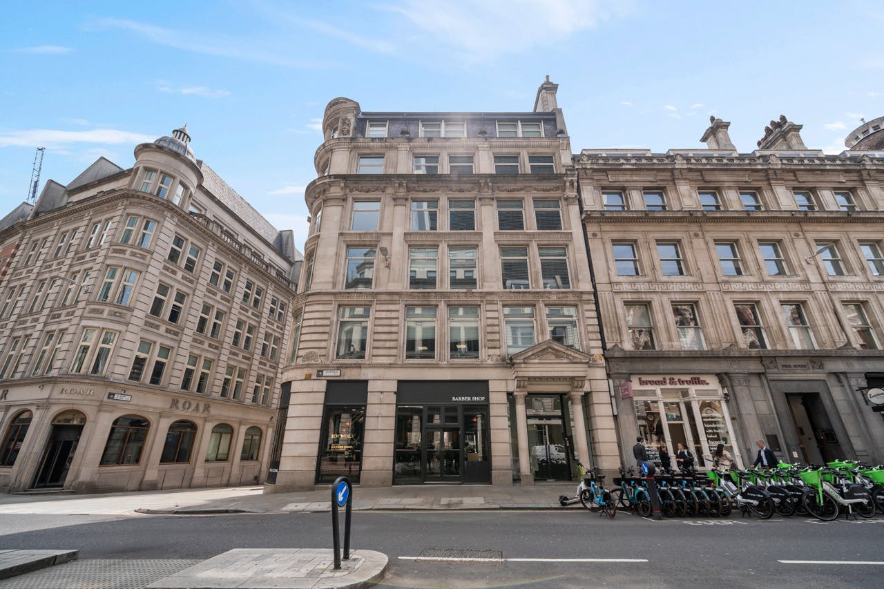 22 Eastcheap, London, Offices To Let - com419620455.jpg