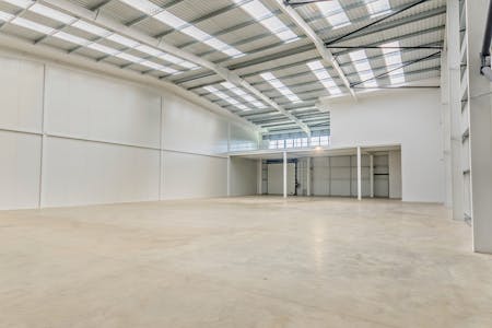Unit 13, Vantage 41, Aston Clinton, Industrial / Warehouse / Workshops To Let - 8621189-interior07-800.jpg